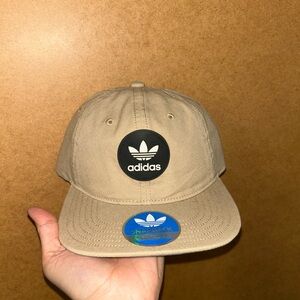adidas Trefoil Snapback Cap in Khaki Beige